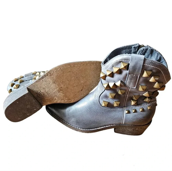 ZIGIny Shes Tuff Cookie Studded Boho Western  Cowboy Rodeo Ankle Boots Size 6. - Picture 4 of 13